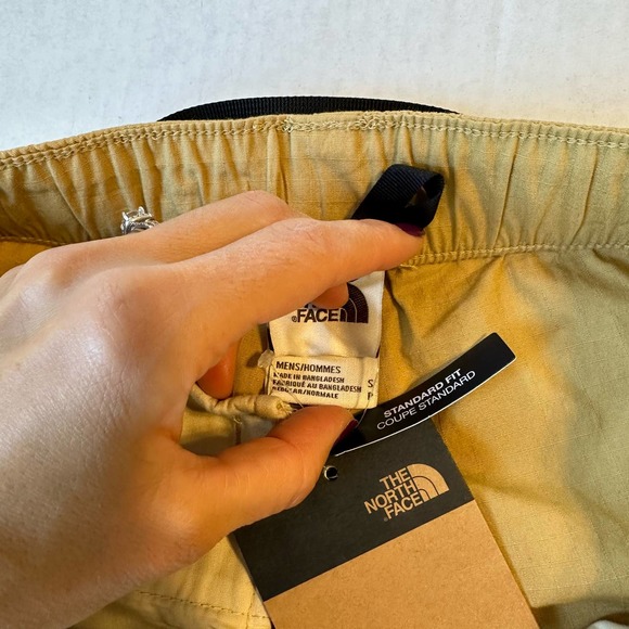 NEW North Face Mens Ripstop Cargo Shorts Sz Small Khaki - Picture 7 of 10